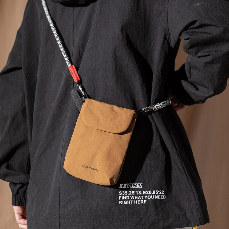Black card pouch, studio